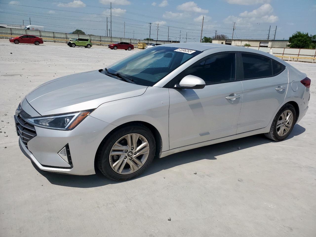 HYUNDAI ELANTRA SEL