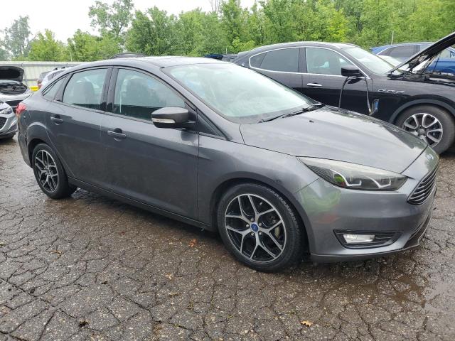 Vin: 1fadp3h22jl323539, lot: 59809815, ford focus sel 20184
