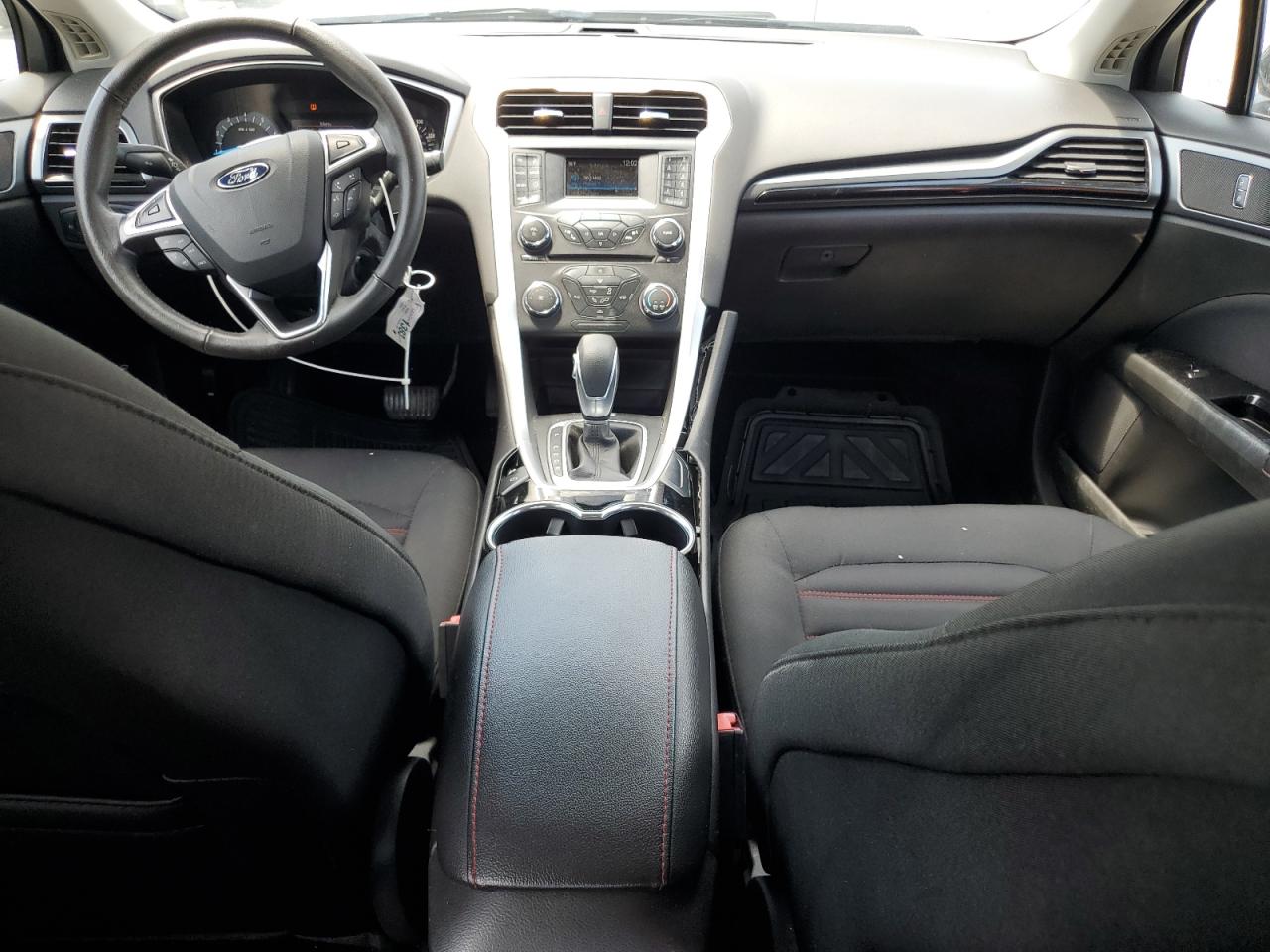 Ford Fusion se 2015