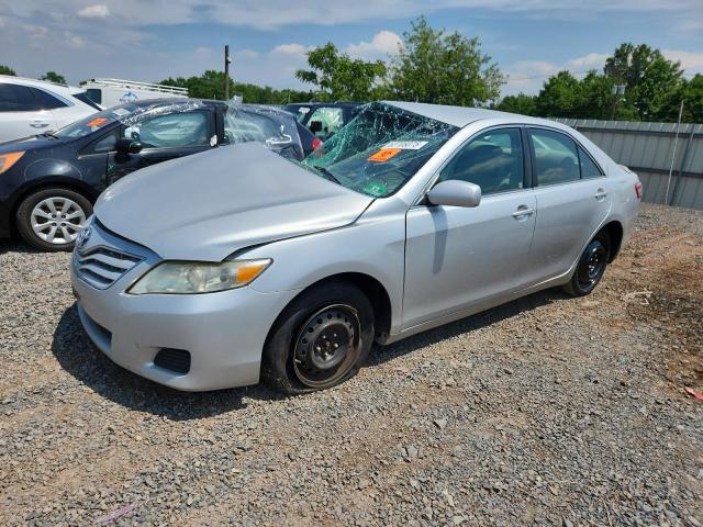 TOYOTA CAMRY BASE