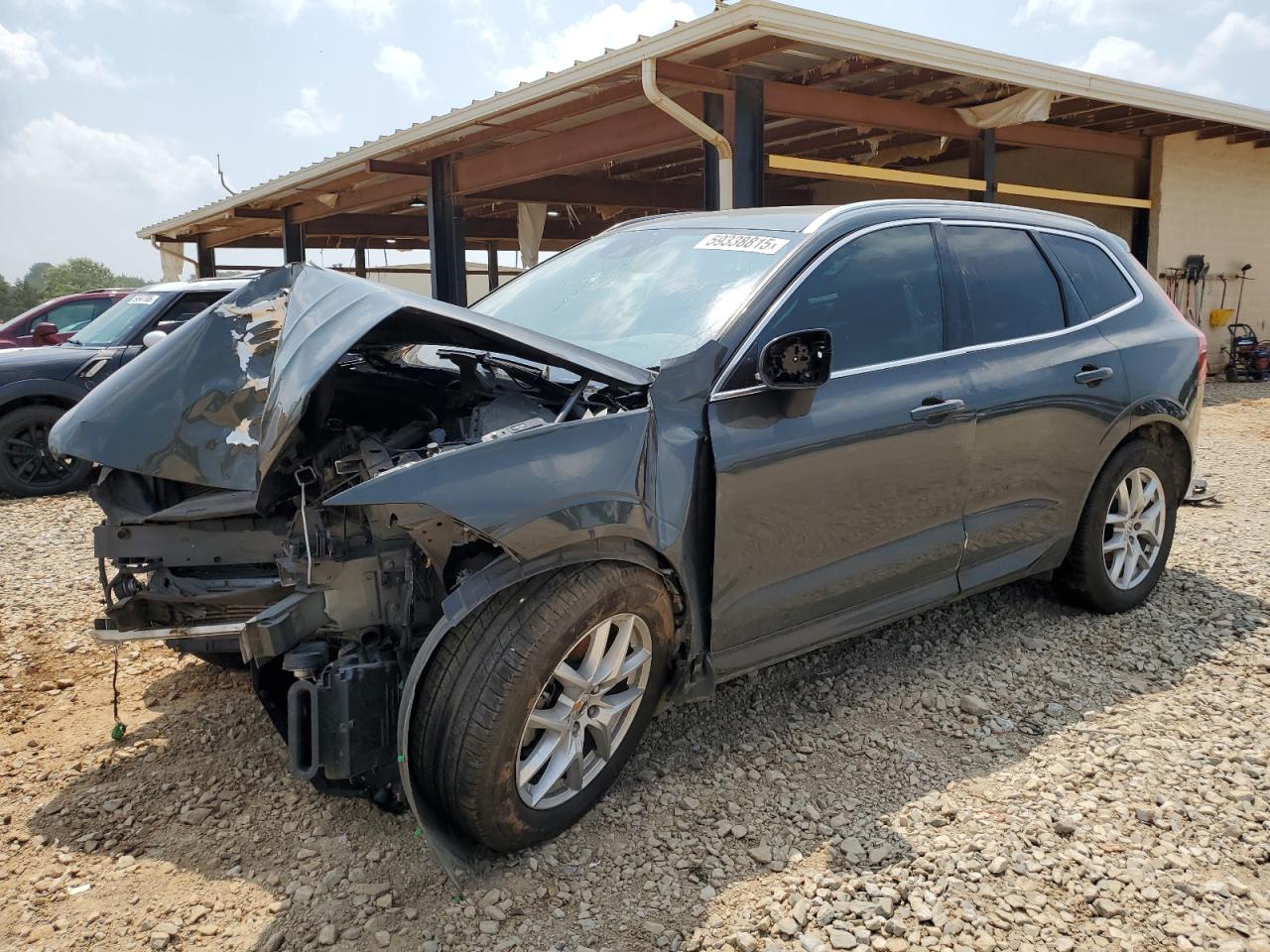 VOLVO XC60 T5 MOMENTUM