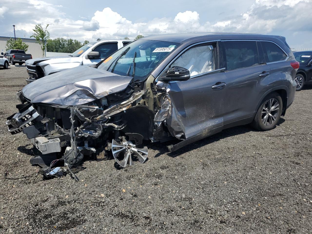 TOYOTA HIGHLANDER LE