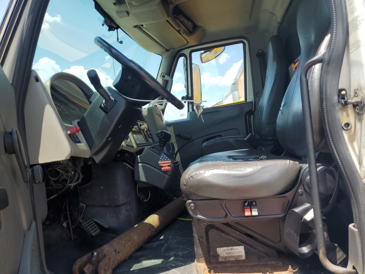 Lot #3198875093 2012 INTERNATIONAL 4000 4300