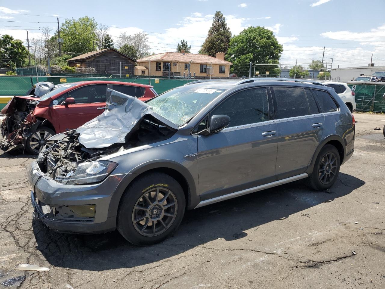 VOLKSWAGEN GOLF ALLTRACK S