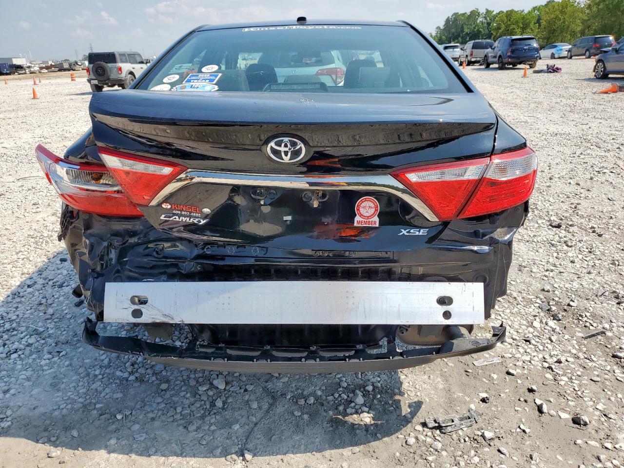 Toyota Camry le 2015