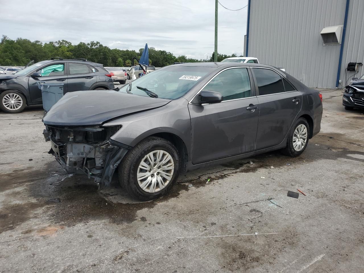 TOYOTA CAMRY L