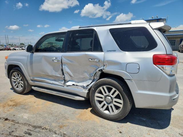 2011 TOYOTA 4RUNNER SR - JTEZU5JR8B5032766