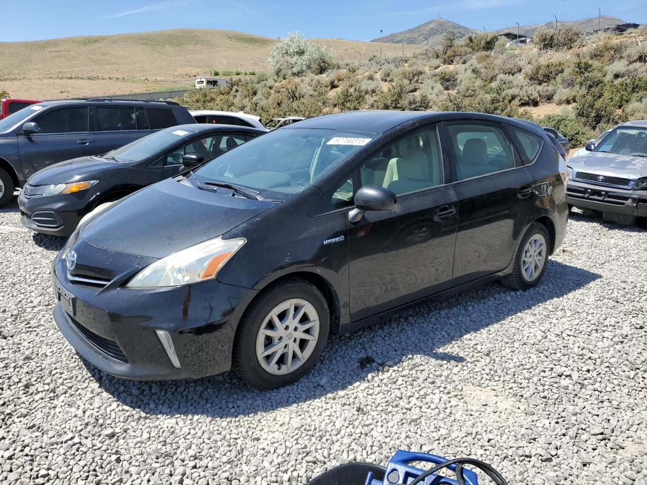 TOYOTA PRIUS V