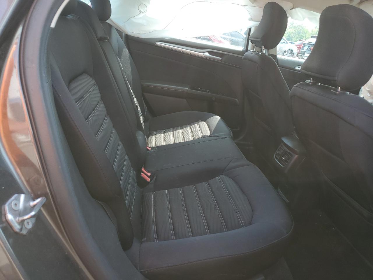 Ford Fusion se 2016