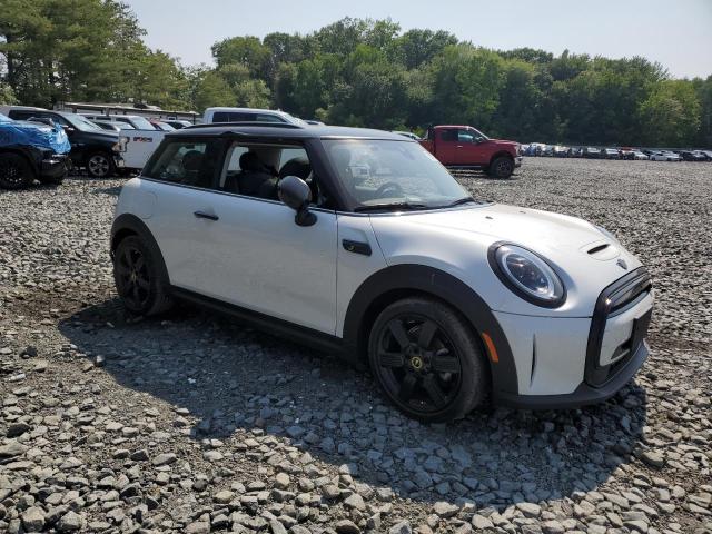 2024 MINI COOPER SE WMW13DJ09R2V25655