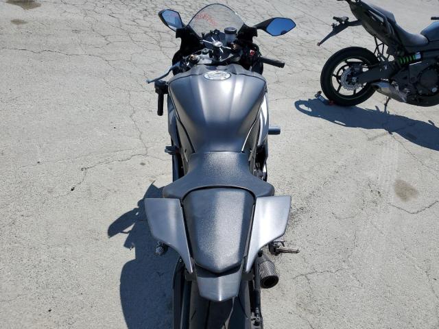 2018 YAMAHA YZFR6 C JYARJ28Y3JA001807