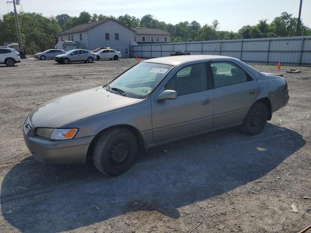 TOYOTA CAMRY CE