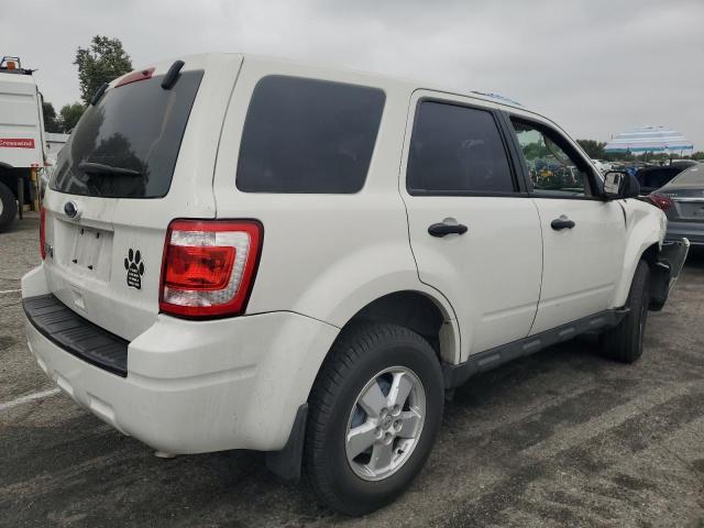 FORD ESCAPE XLS 2011 white  gas 1FMCU0C70BKA43802 photo #4