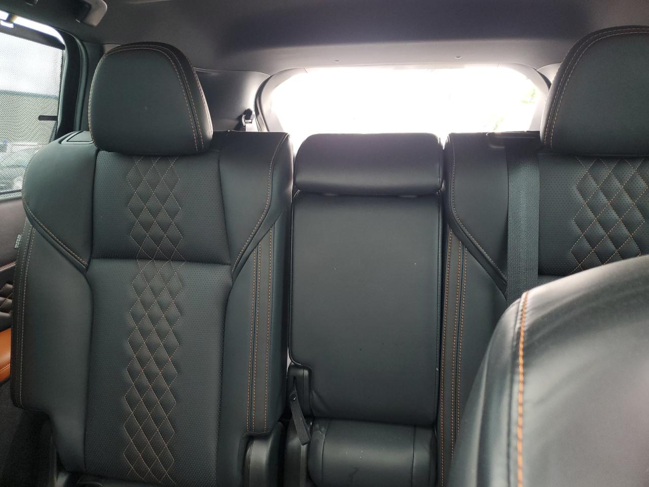 MITSUBISHI OUTLANDER SEL