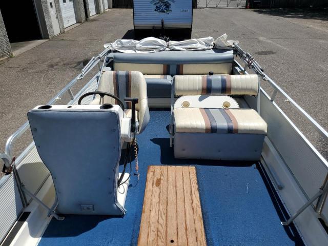 1984 UNK HURRICANE  DECK BOAT #3248656331