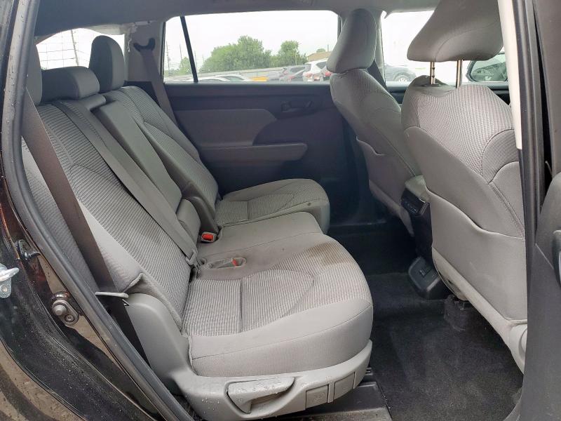 2024 TOYOTA HIGHLANDER LE 5TDKDRAH0RS540805