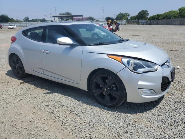 Vin: kmhtc6ad8hu319753, lot: 60517645, hyundai veloster 20174