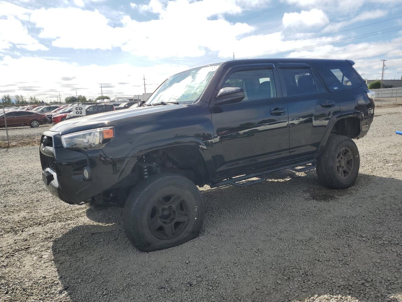 TOYOTA 4RUNNER SR5