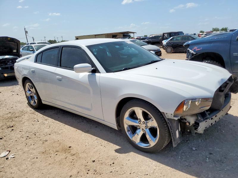 Vin: 2c3cdxbg8eh319433, lot: 61675685, dodge charger se 20144