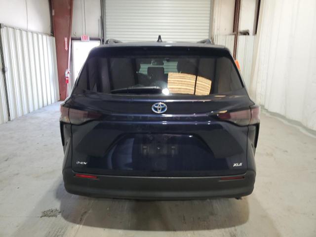 2025 TOYOTA SIENNA XLE 5TDYRKEC0SS237952