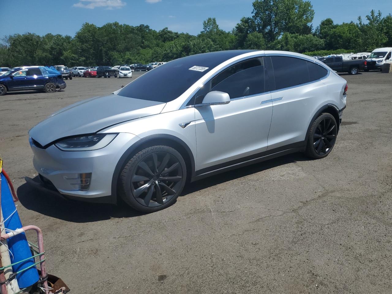 TESLA MODEL X