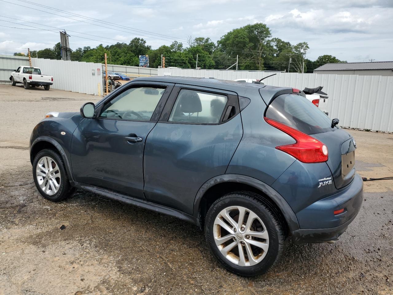 NISSAN JUKE S