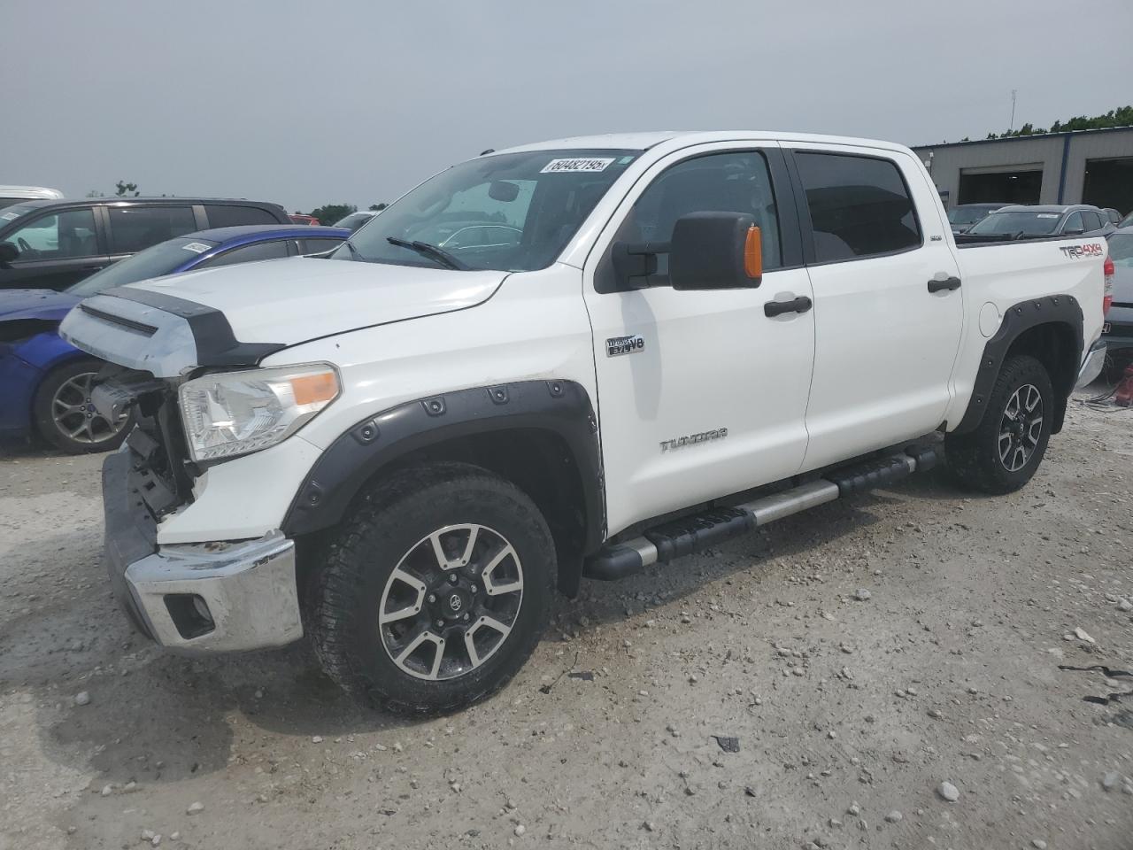 TOYOTA TUNDRA CREWMAX SR5