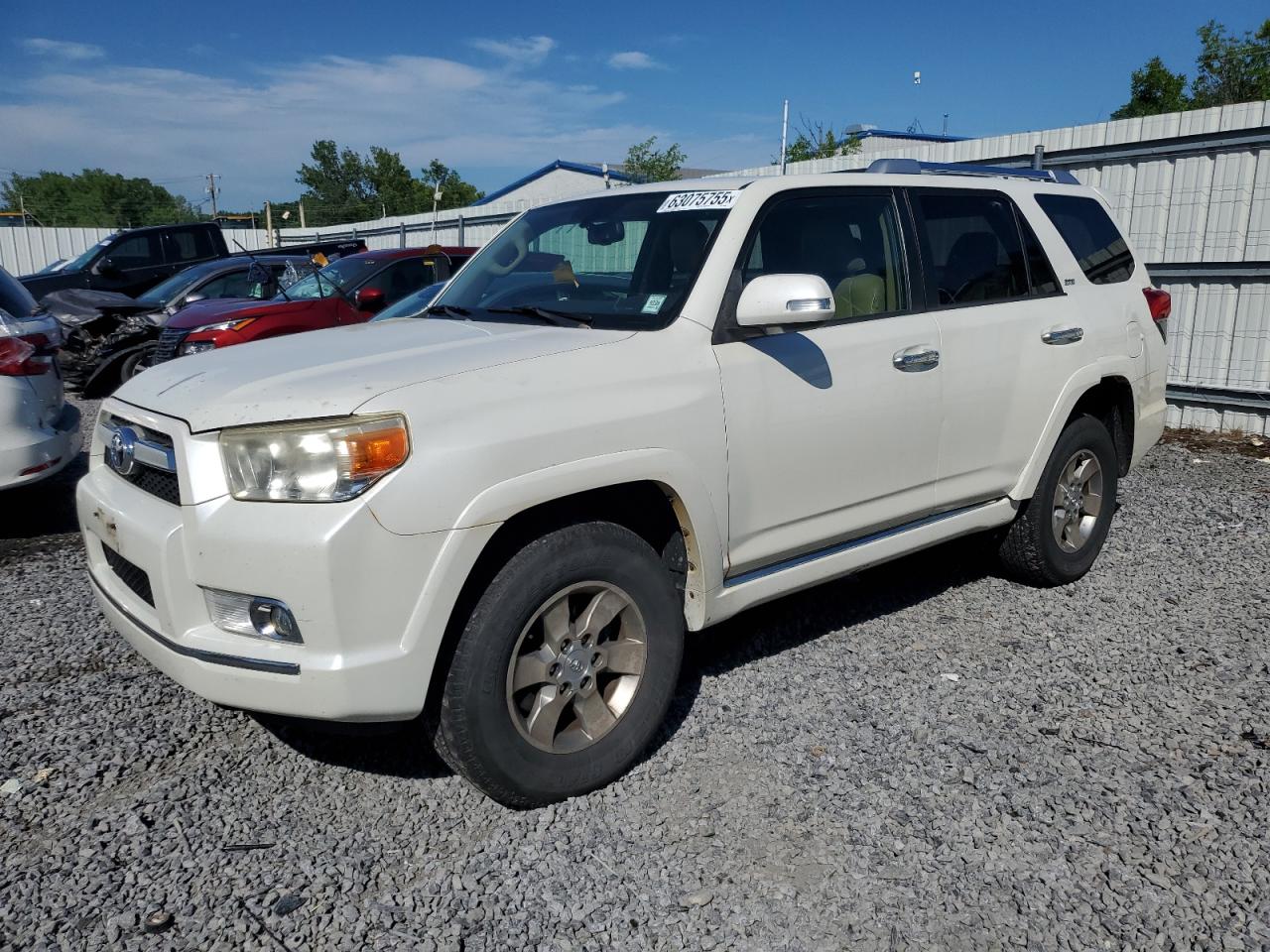 TOYOTA 4RUNNER SR5