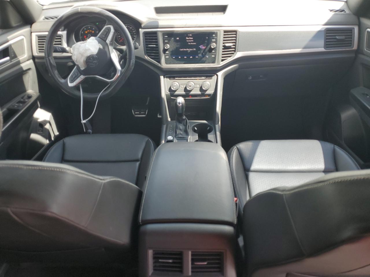 Volkswagen Atlas cros 2020