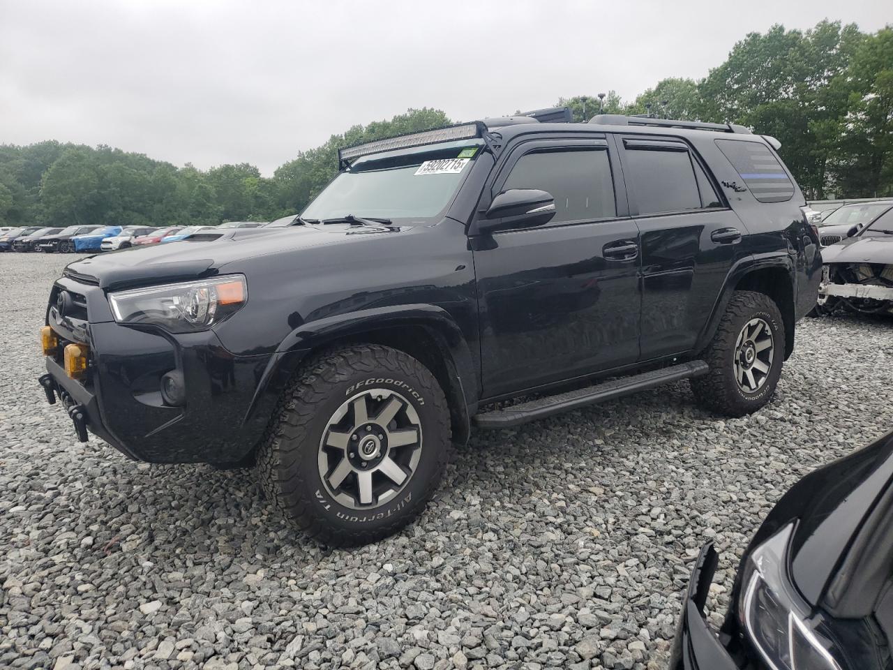 TOYOTA 4RUNNER SE