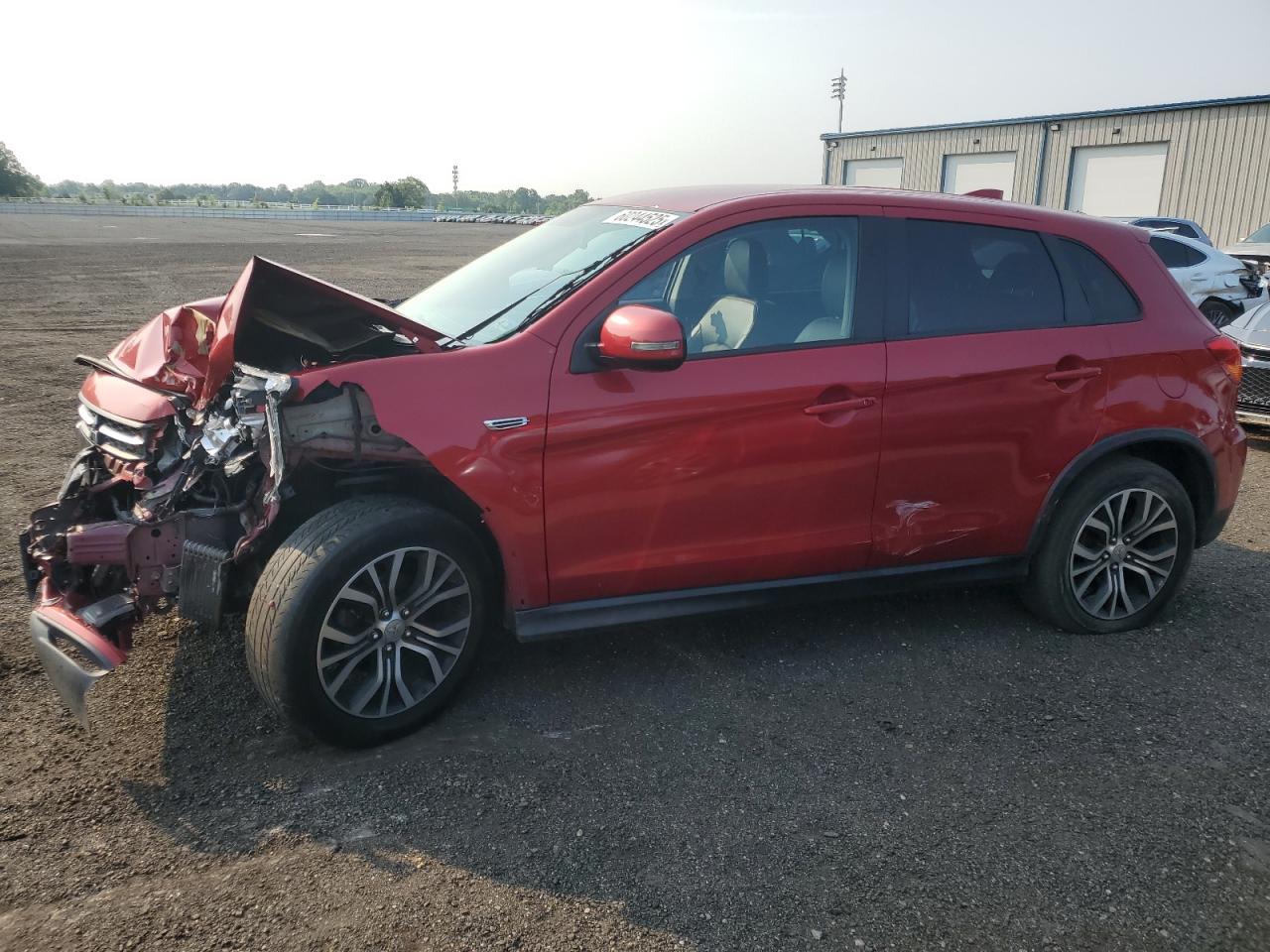 MITSUBISHI OUTLANDER ES