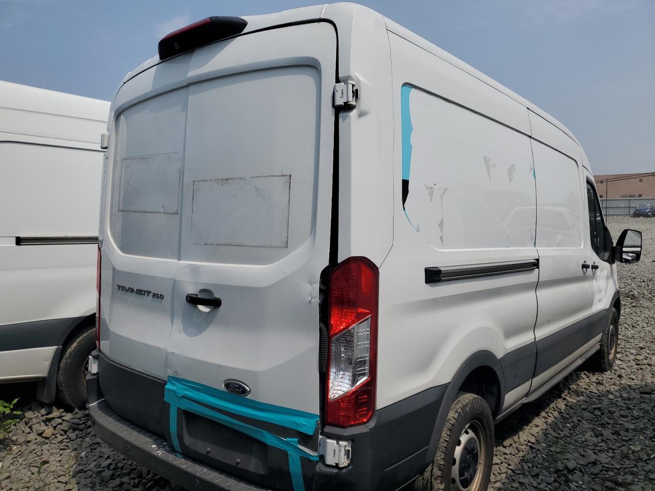 FORD TRANSIT T-250