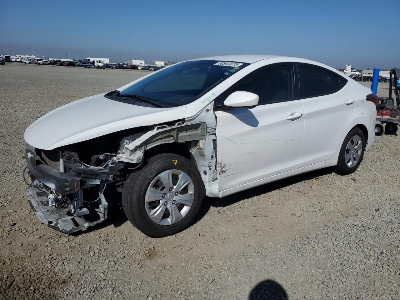 HYUNDAI ELANTRA SE