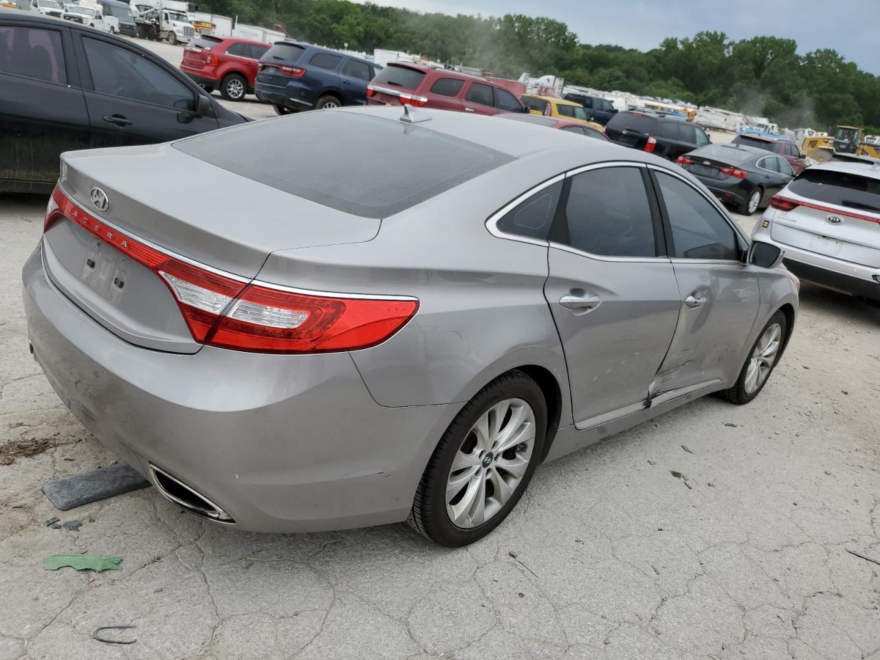 HYUNDAI AZERA GLS