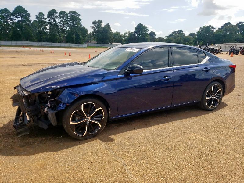 NISSAN ALTIMA SR
