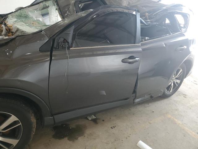 2018 TOYOTA RAV4 ADVEN JTMRFREV1JJ745110