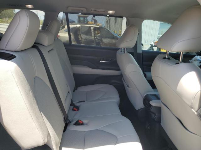2024 TOYOTA GRAND HIGH 5TDACAB59RS012023