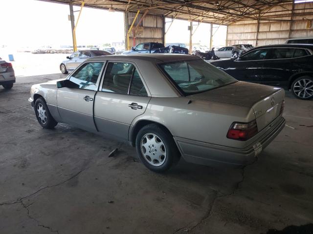 Vin: wdbea32e1rc060568, lot: 59877505, mercedes-benz e-class 320 19942