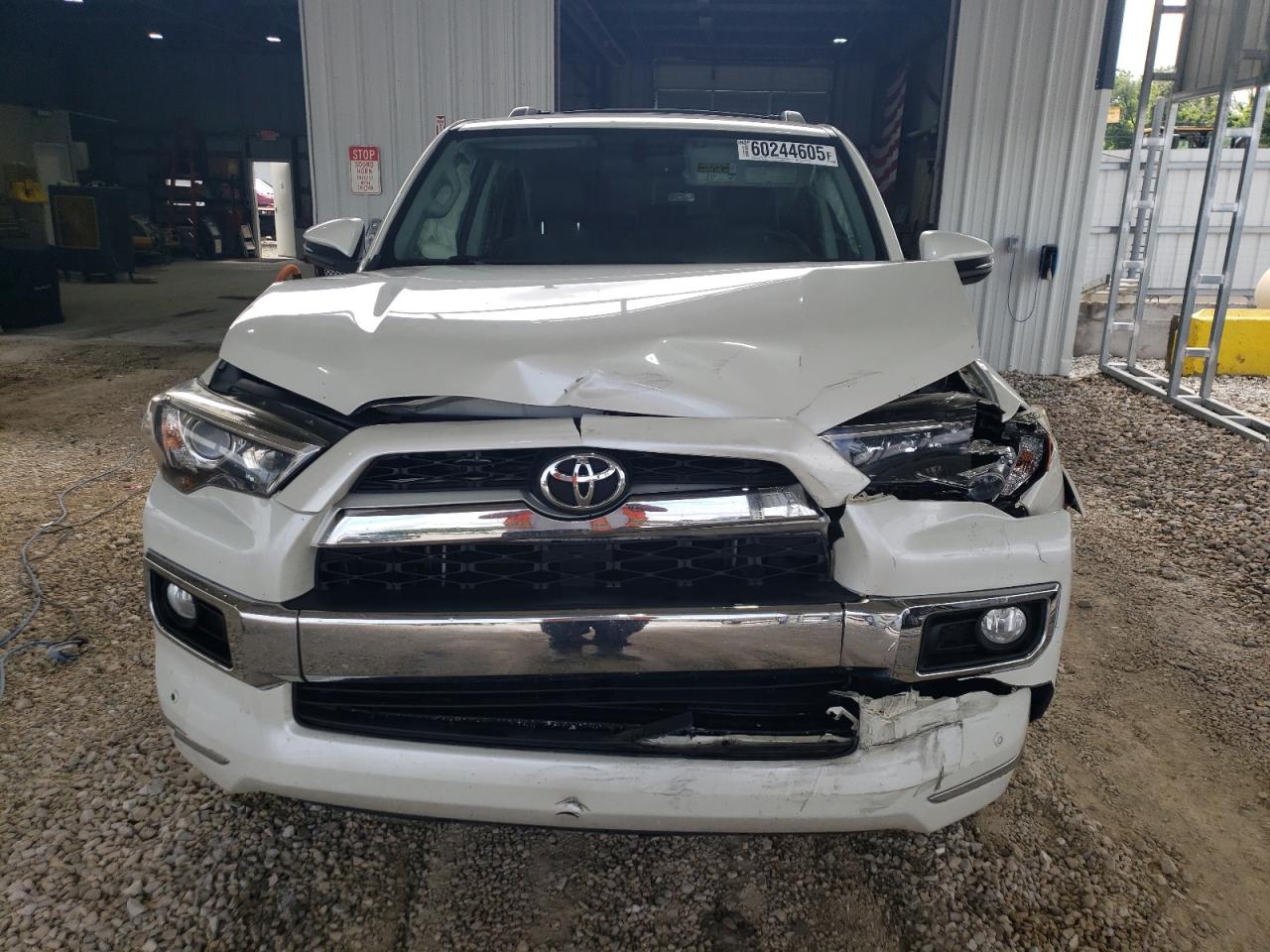 TOYOTA 4RUNNER SR5/SR5 PREMIUM