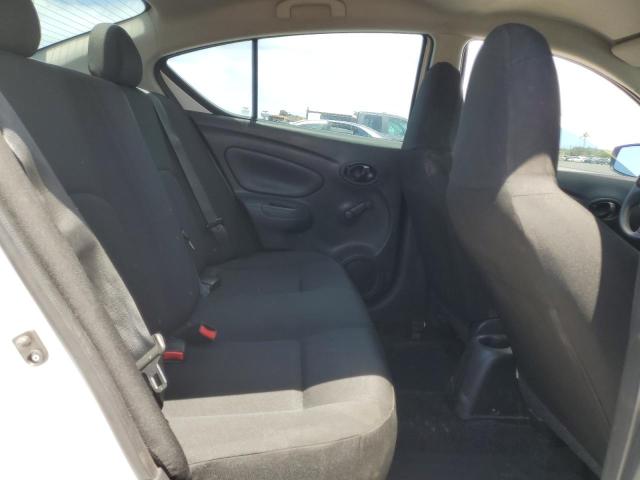 2016 NISSAN VERSA S 3N1CN7AP2GL876085
