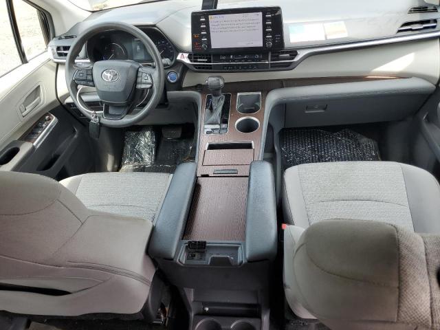 2022 TOYOTA SIENNA LE 5TDKRKEC2NS110064