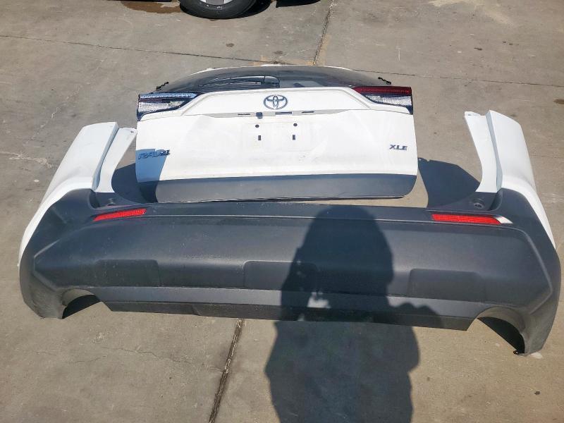 2025 TOYOTA RAV4 XLE - 2T3W1RFV2SW372386