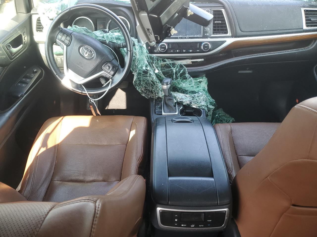 TOYOTA HIGHLANDER LIMITED