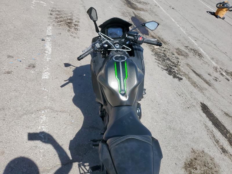 2024 KAWASAKI EX650 R ML5EXER12RDAC1554
