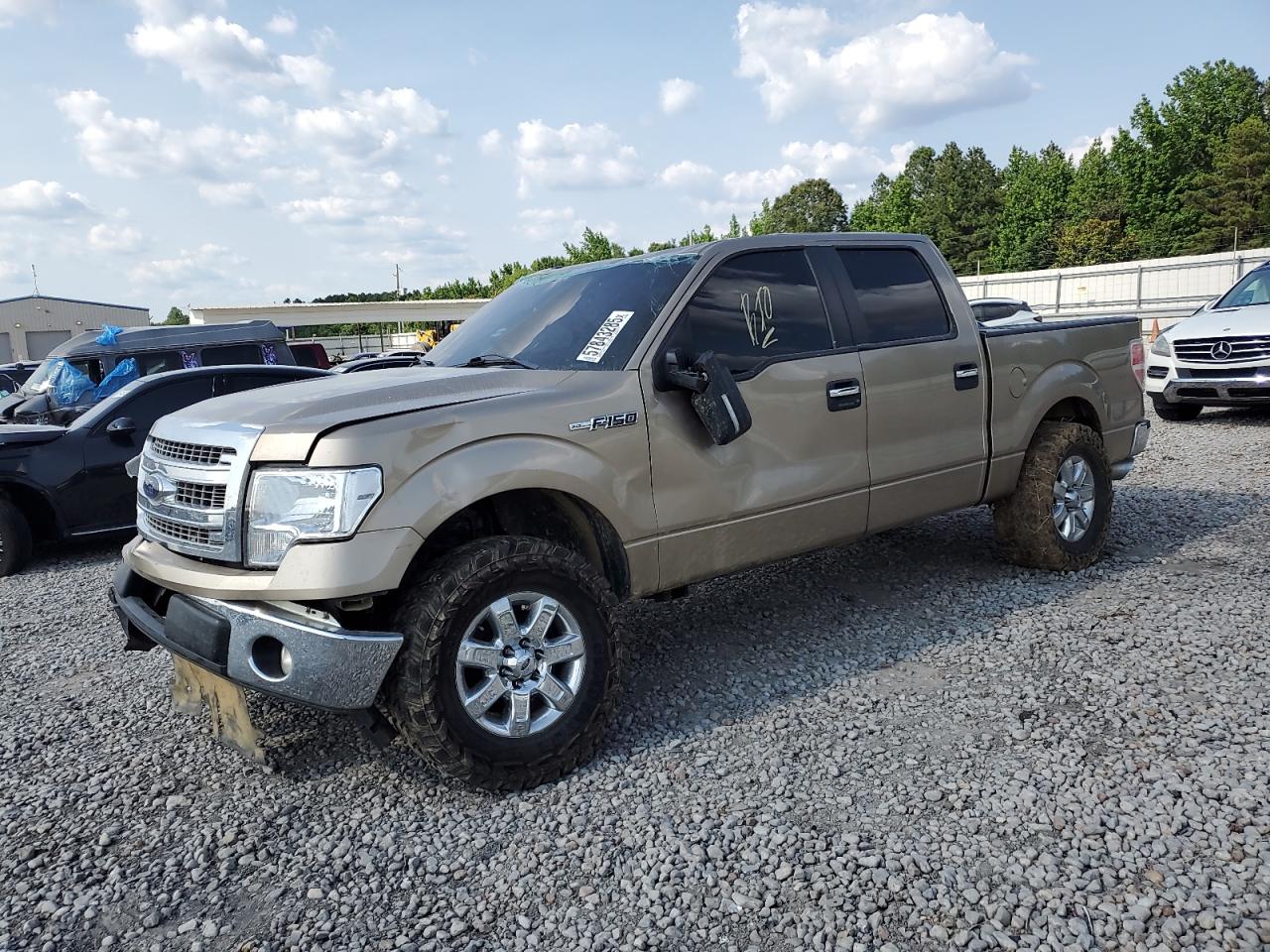 FORD F-150 SUPERCREW