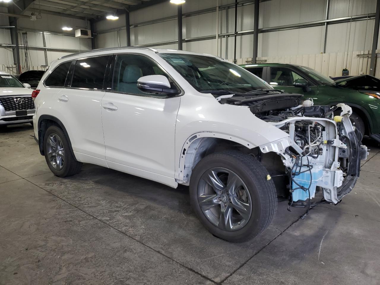 Toyota Highlander 2018