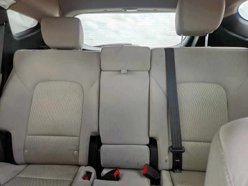 2018 HYUNDAI SANTA FE S - 5XYZU3LB4JG570198