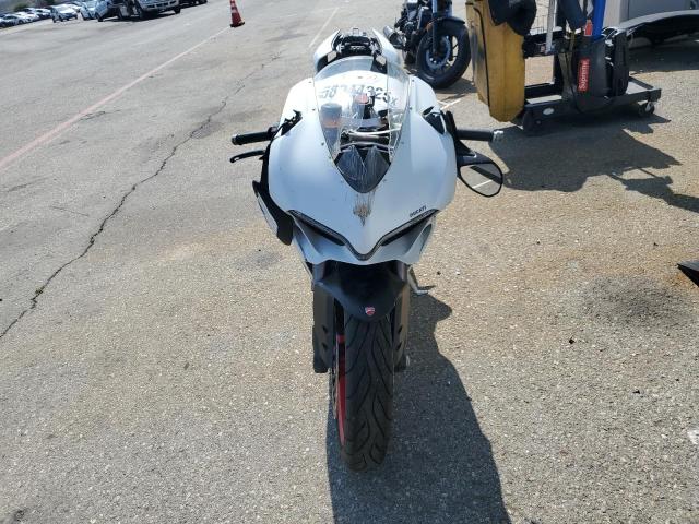 DUCATI SUPERBIKE 2017 ZDM14B1W9HB005631 photo #3