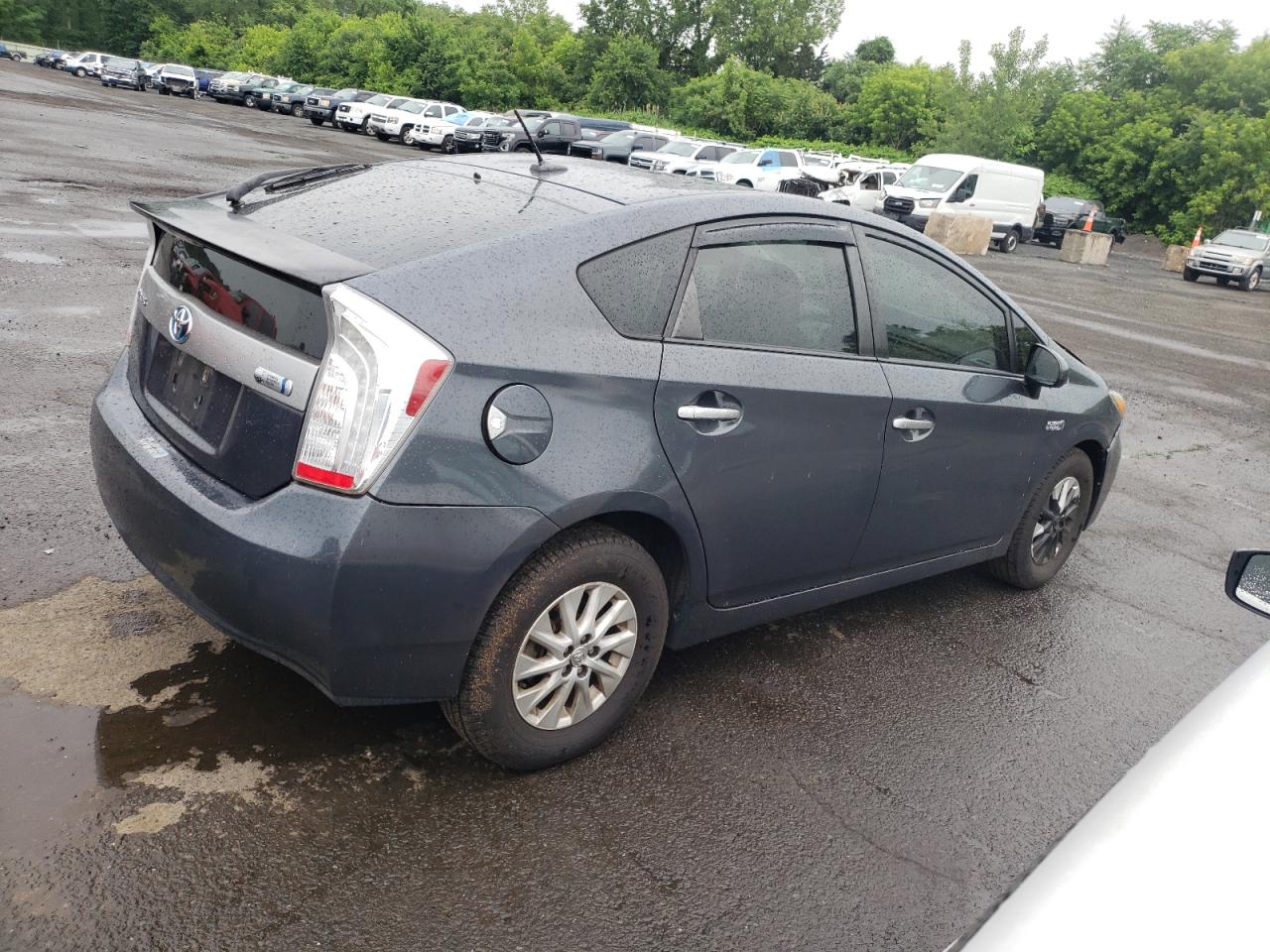 TOYOTA PRIUS PLUG-IN