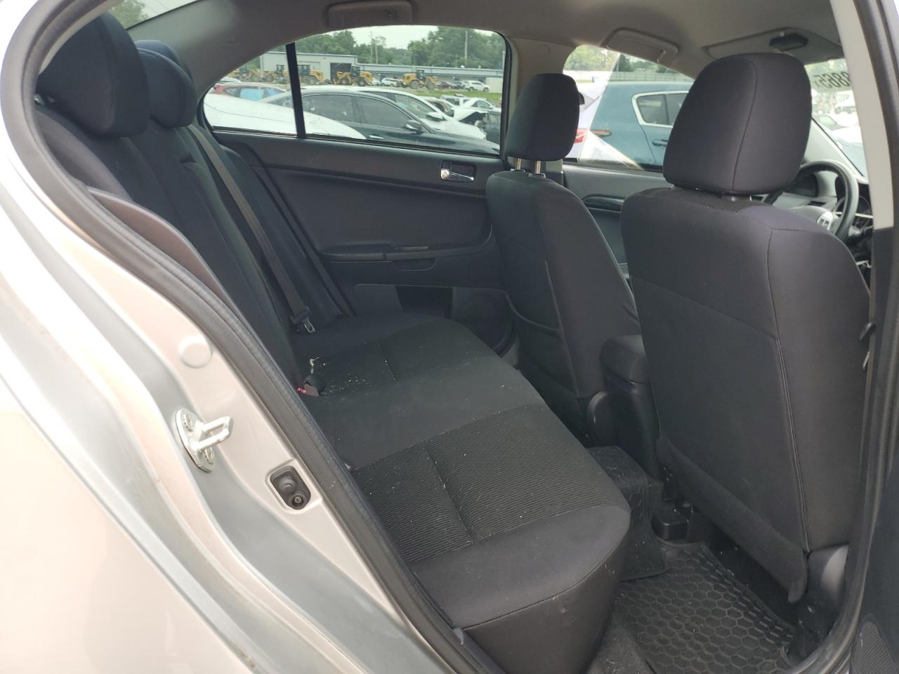 MITSUBISHI LANCER ES